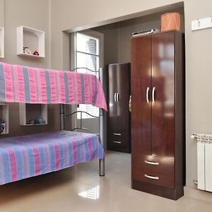 Habitación para Mujeres Compartida